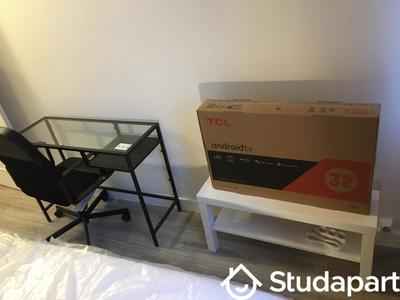 Chambre - 10 m² - 1 pièce