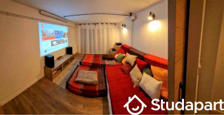 Maison - 273 m² - 17 pièces