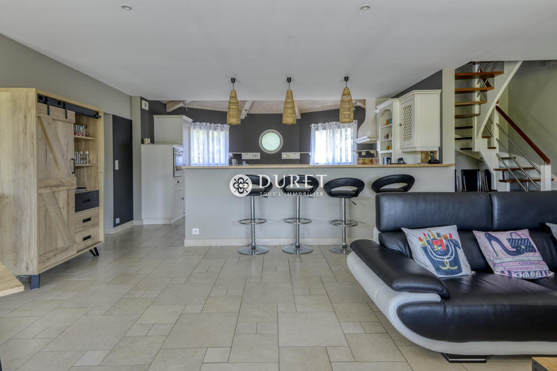 Villa - 191 m² - 7 pièces