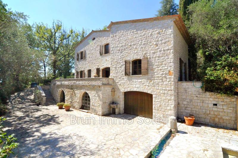 Maison en pierre - 250 m² - 8 pièces