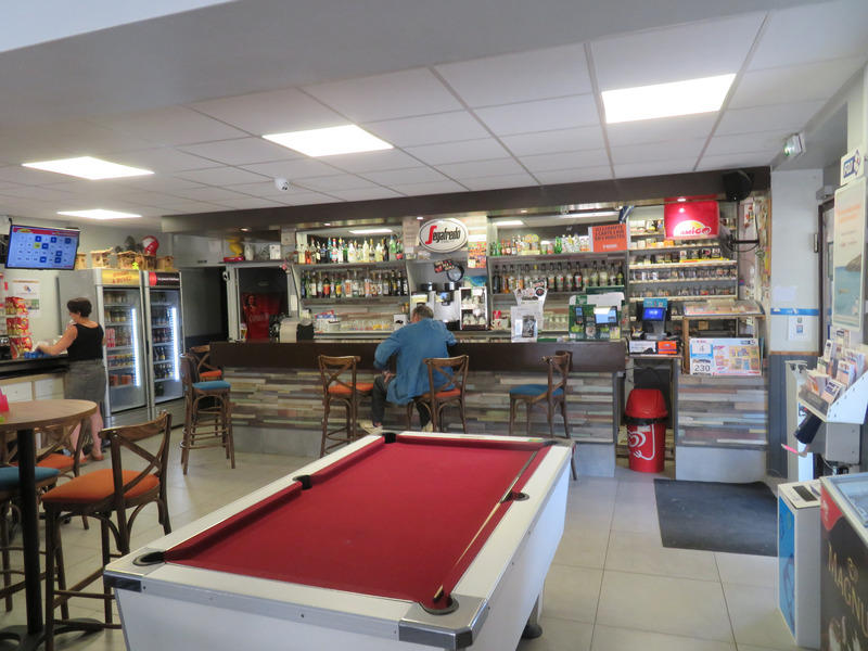 Fonds de commerce - 300 m²