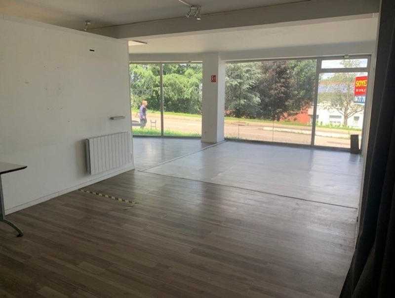 Local commercial - 317 m²