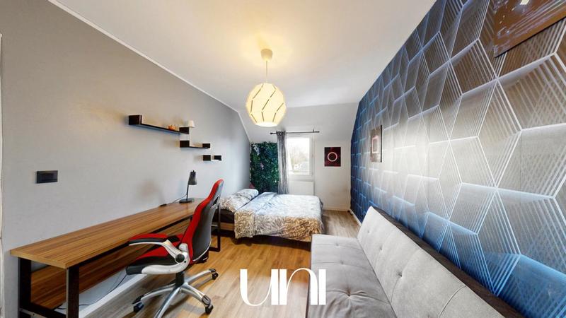 Duplex - 90 m² - 5 pièces