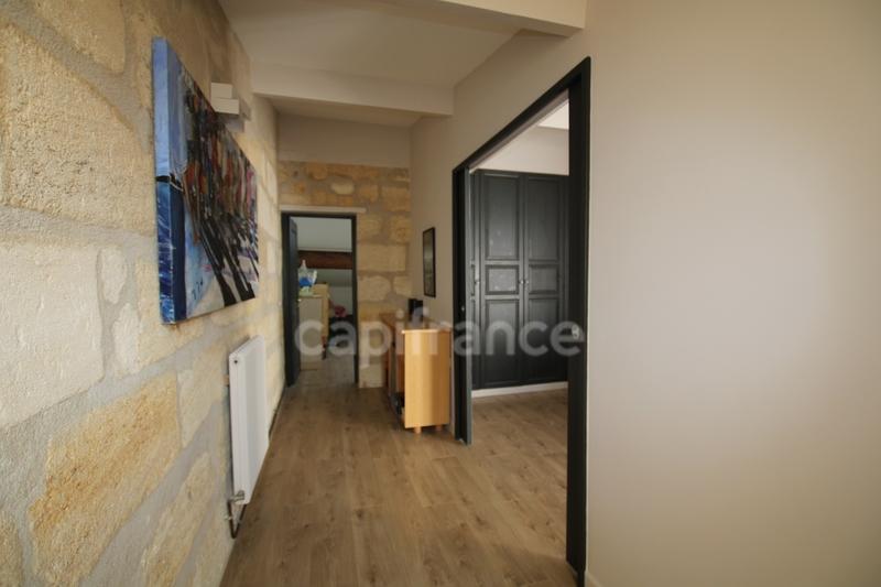 Appartement bourgeois - 108 m² - 3 pièces