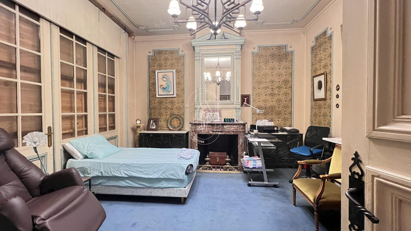 Immeuble - 218 m² - 10 pièces