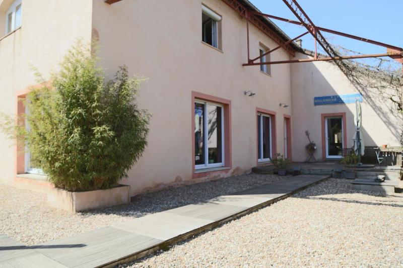 Maison - 250 m² - 7 pièces