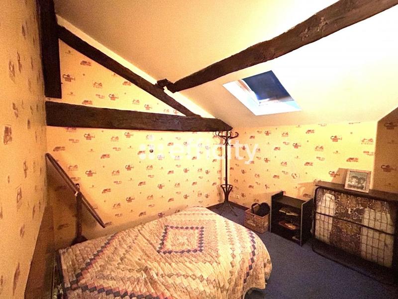 Maison - 182 m² - 7 pièces