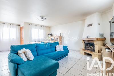 Maison - 89 m² - 5 pièces