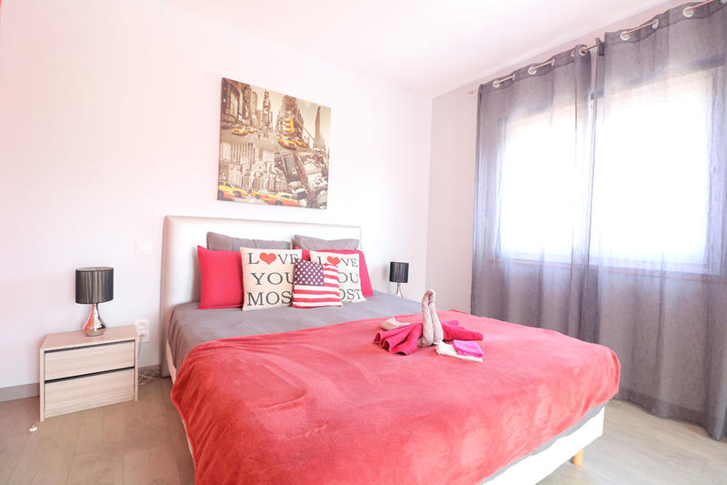 Maison - 197 m² - 8 pièces