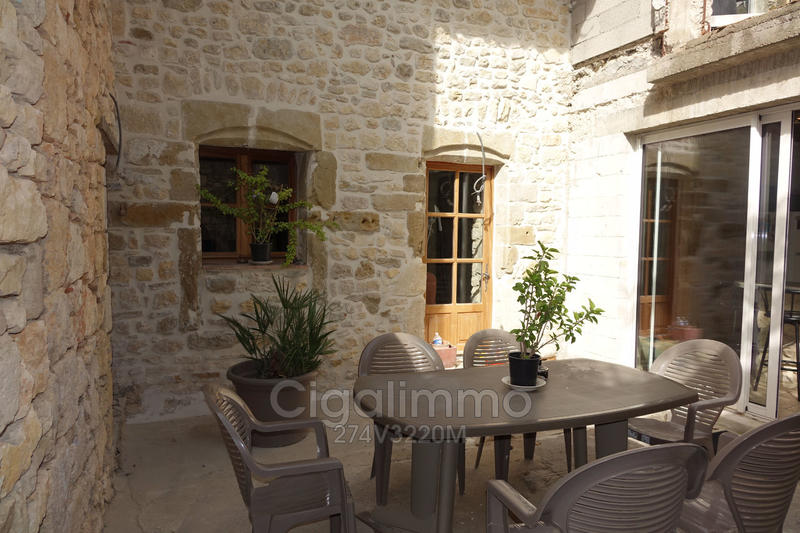 Maison en pierre - 166 m² - 6 pièces