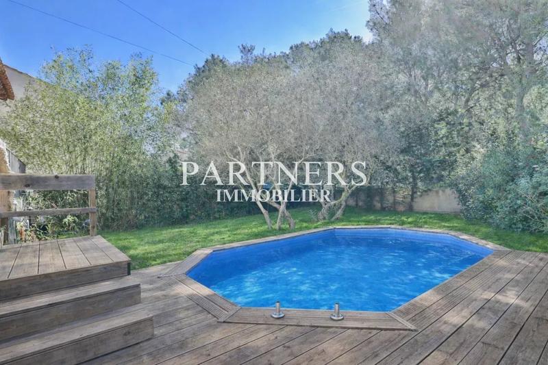 Maison - 198 m² - 5 pièces