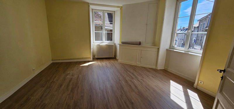 Maison - 190 m² - 9 pièces