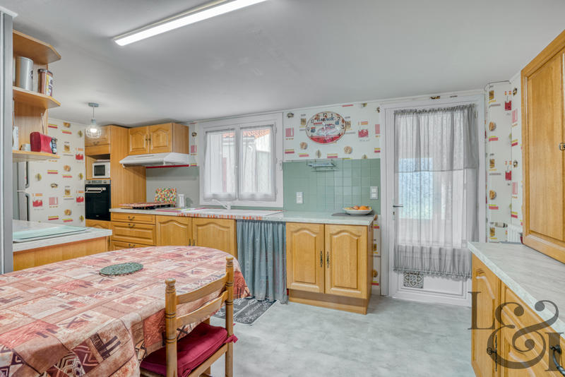 Maison - 171 m² - 7 pièces