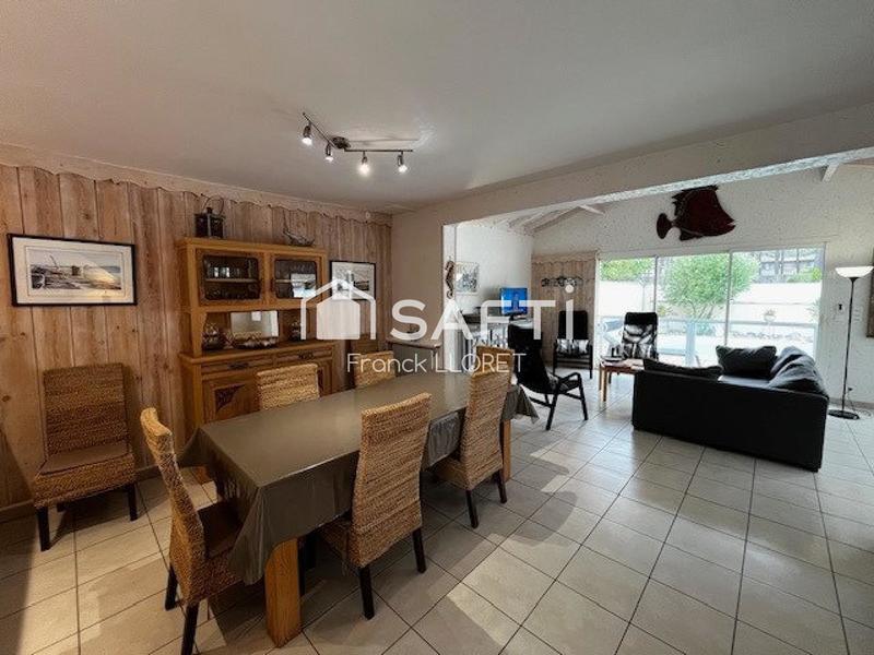 Maison - 111 m² - 9 pièces