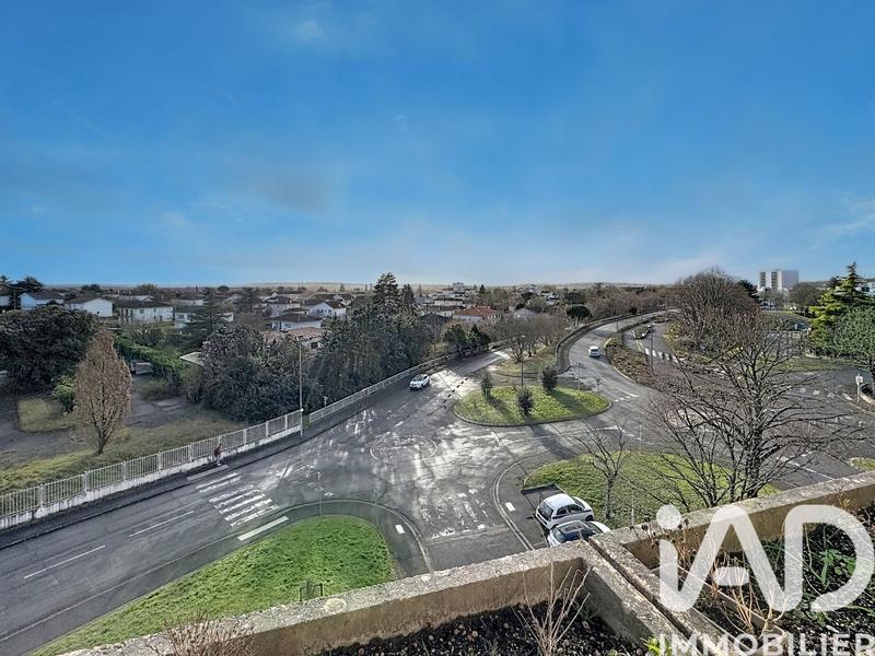 Appartement - 82 m² - 4 pièces