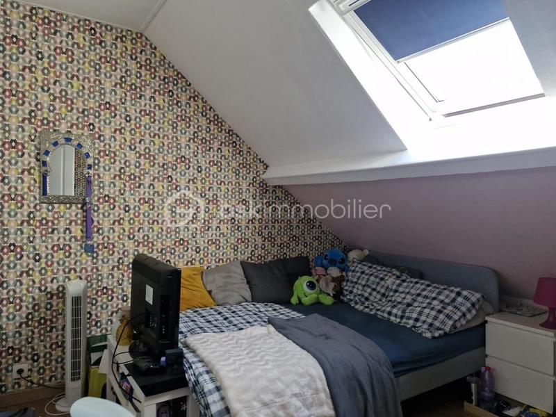 Maison - 77 m² - 5 pièces