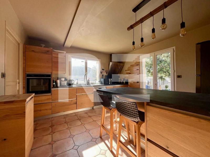 Villa - 150 m² - 6 pièces