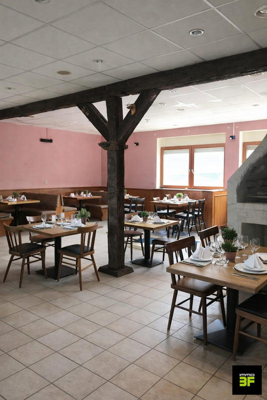 Local d'activités - 585 m²