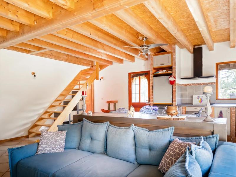 Maison - 180 m² - 8 pièces