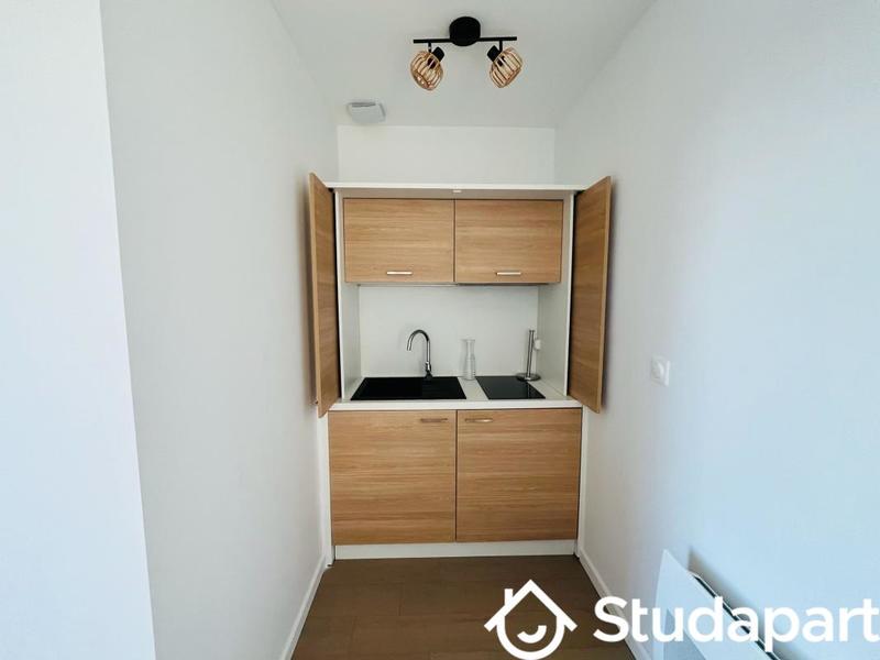 Chambre - 50 m² - 1 pièce