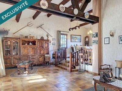 Maison - 200 m² - 5 pièces