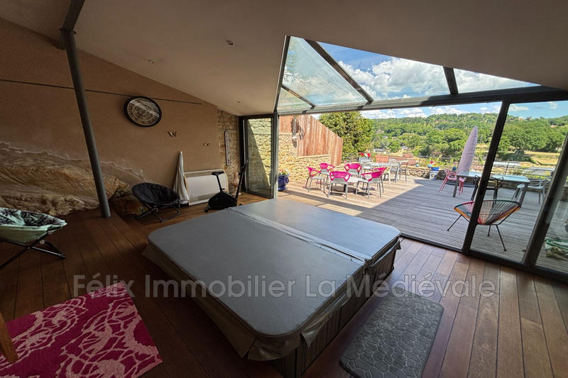 Maison chambre d'hôtes - 380 m² - 10 pièces