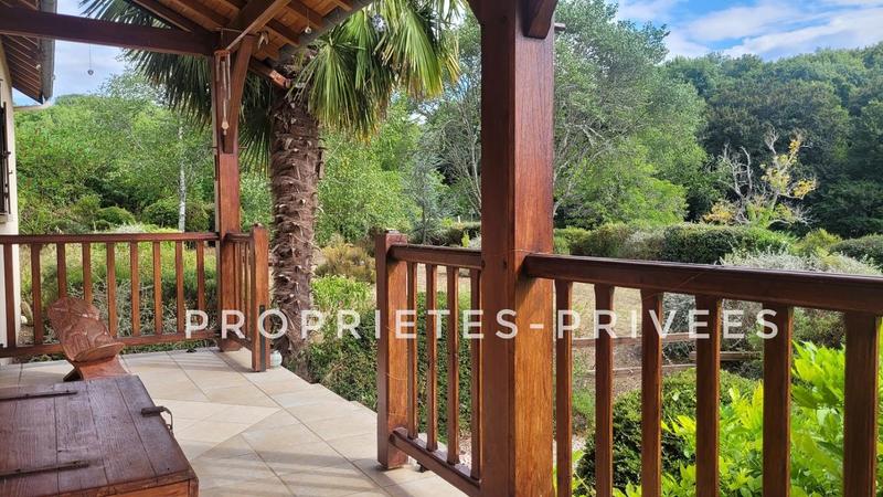 Maison - 151 m² - 6 pièces