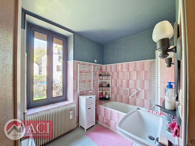 Maison - 133 m² - 7 pièces