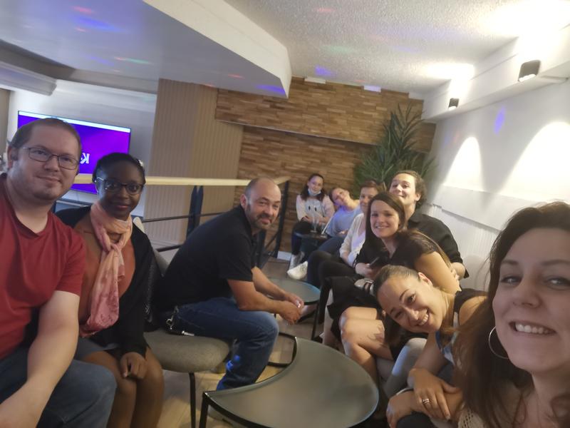 Ici et nul bar ailleurs