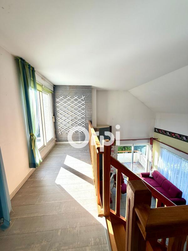 Maison - 105 m² - 4 pièces