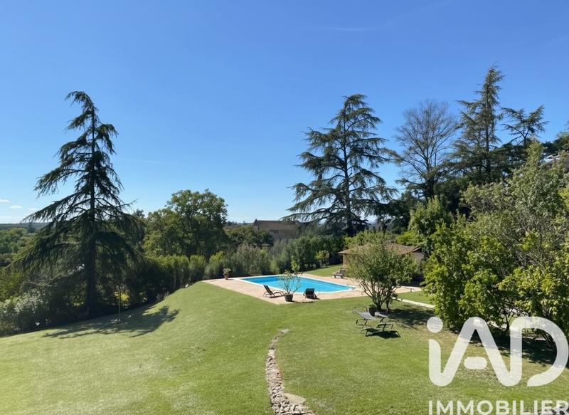 Maison - 164 m² - 5 pièces