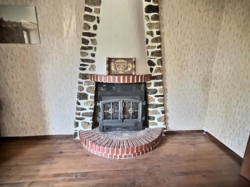 Maison - 214 m² - 8 pièces