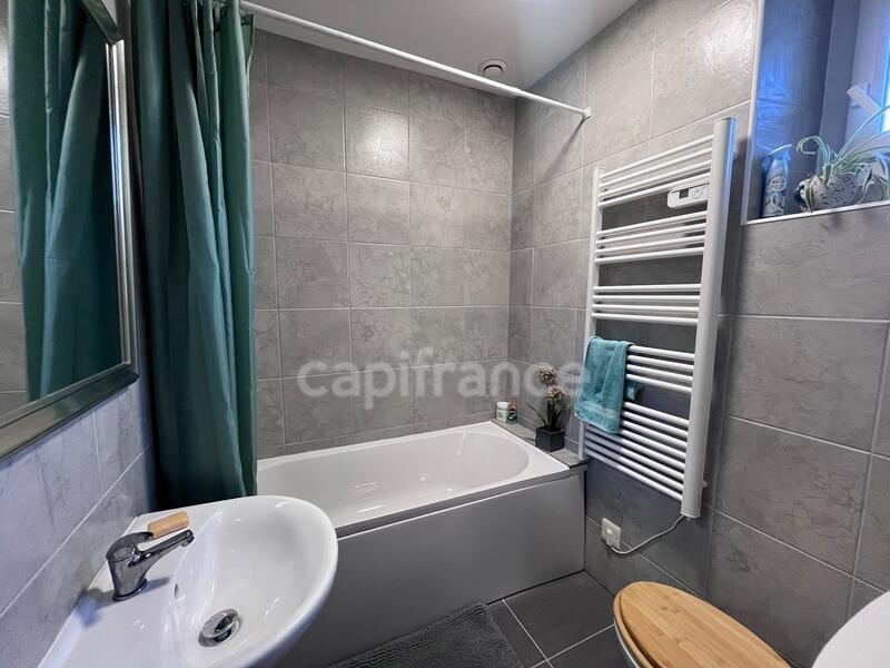 Maison de village - 151 m² - 6 pièces