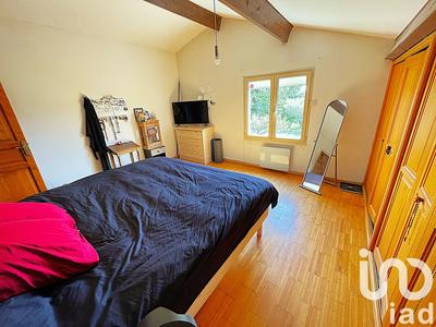 Maison - 200 m² - 8 pièces