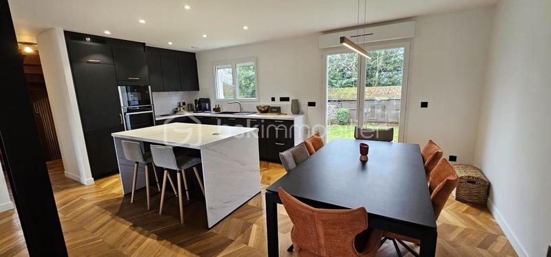 Maison - 119 m² - 5 pièces