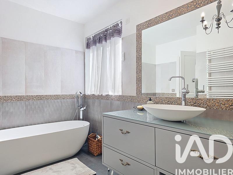 Maison - 170 m² - 7 pièces