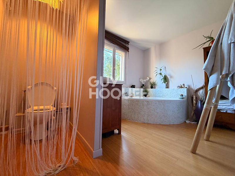 Maison - 161 m² - 5 pièces