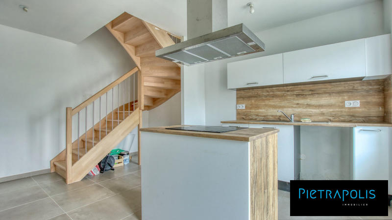 Appartement - 82 m² - 5 pièces