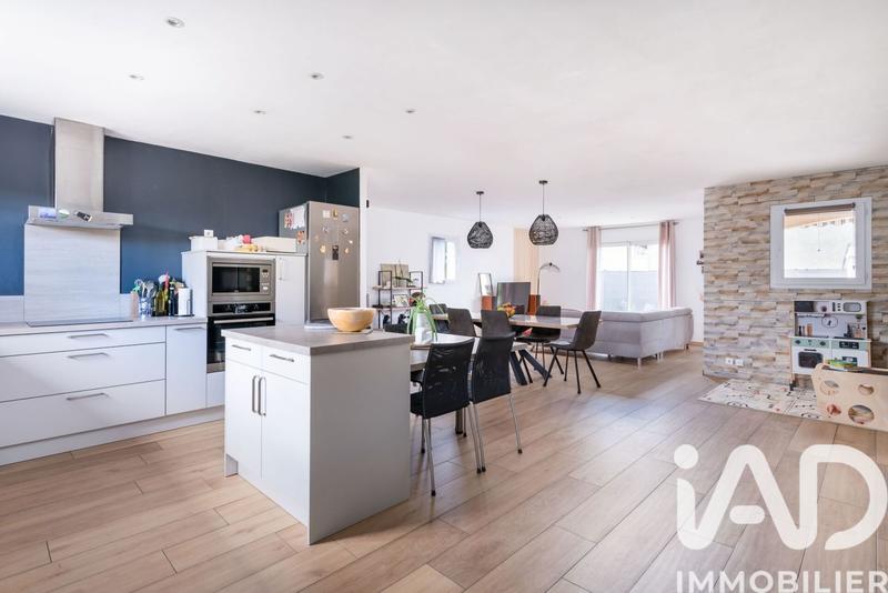 Maison - 128 m² - 5 pièces