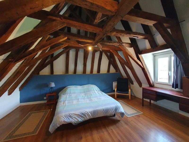 Maison traditionnelle - 485 m² - 22 pièces