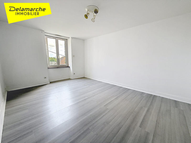 Maison - 225 m² - 7 pièces