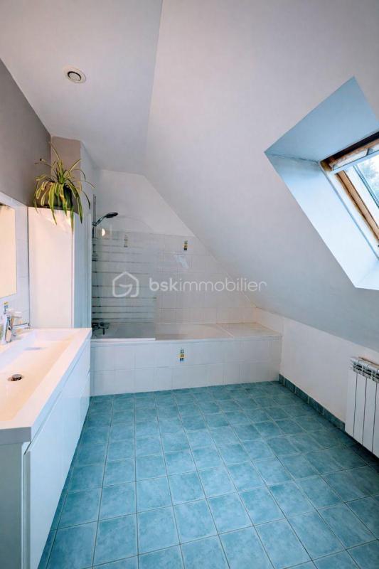 Propriété - 80 m² - 5 pièces