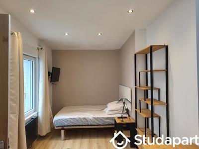 Chambre - 17 m² - 1 pièce