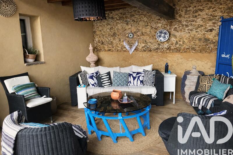 Maison - 400 m² - 6 pièces