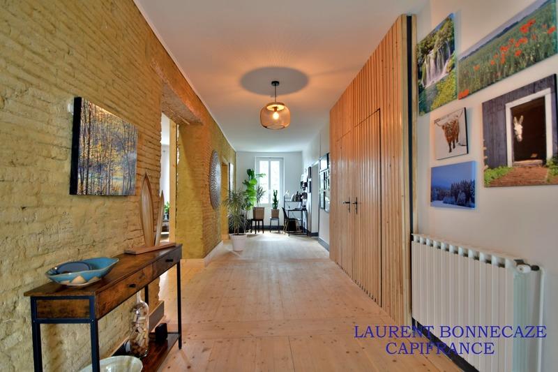 Maison - 283 m² - 6 pièces