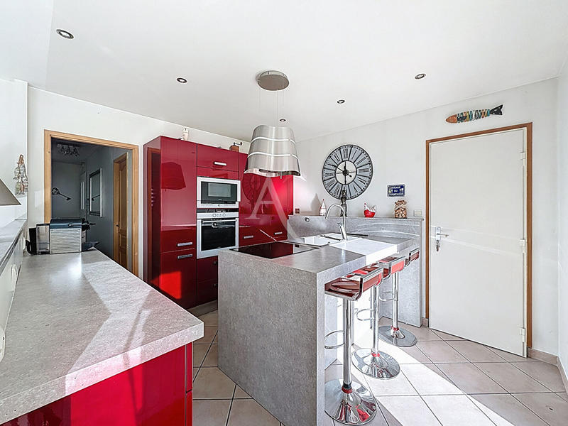 Maison - 115 m² - 5 pièces