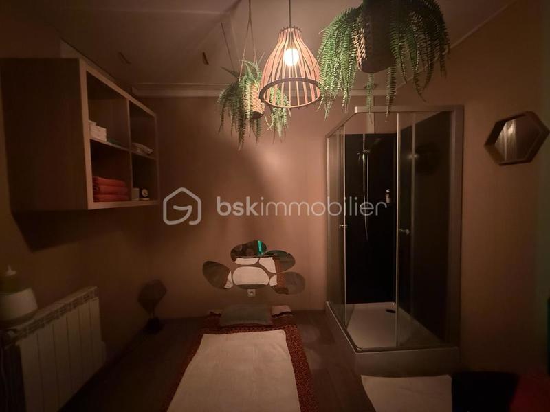 Immeuble - 132 m² - 6 pièces