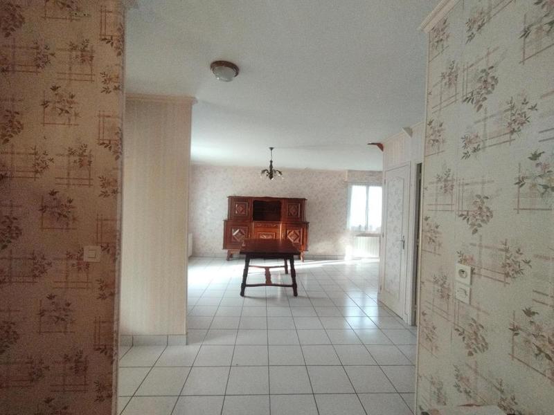 Maison traditionnelle - 90 m² - 4 pièces