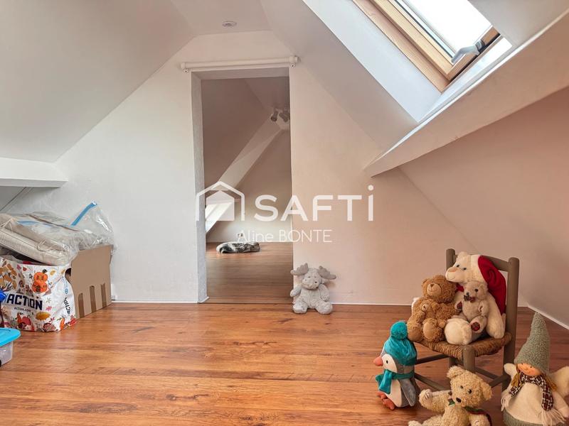 Maison - 90 m² - 5 pièces