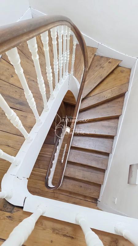 Maison de ville - 235 m² - 10 pièces